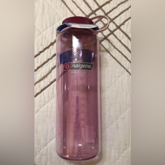 New Nalgene Sustain 48 oz Wide Mouth Water Bottle - Picture 2 of 2